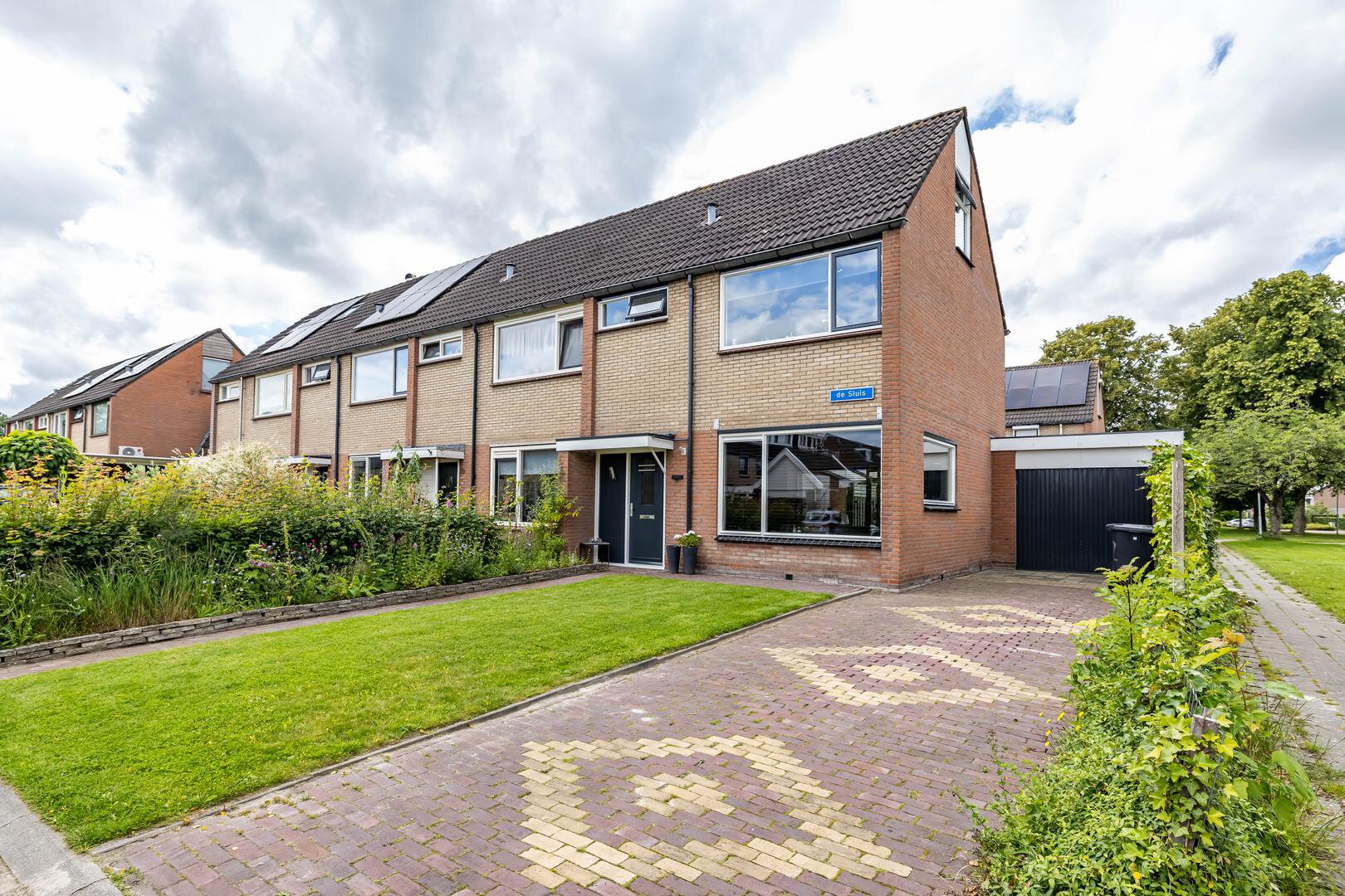 De Sluis 37 Leek