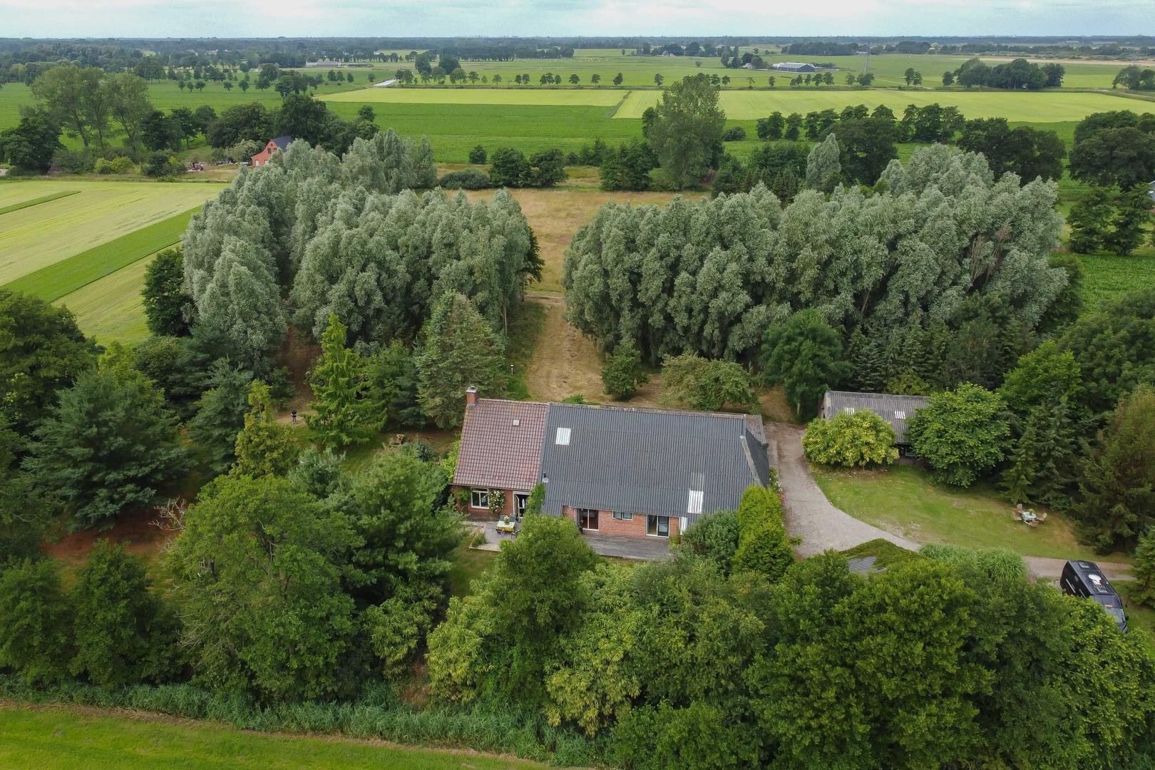 D 2 Midwolde